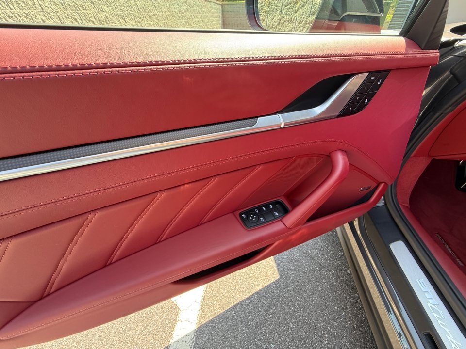 Certified 2024 Porsche 911 Turbo S AWD/4WD image 21