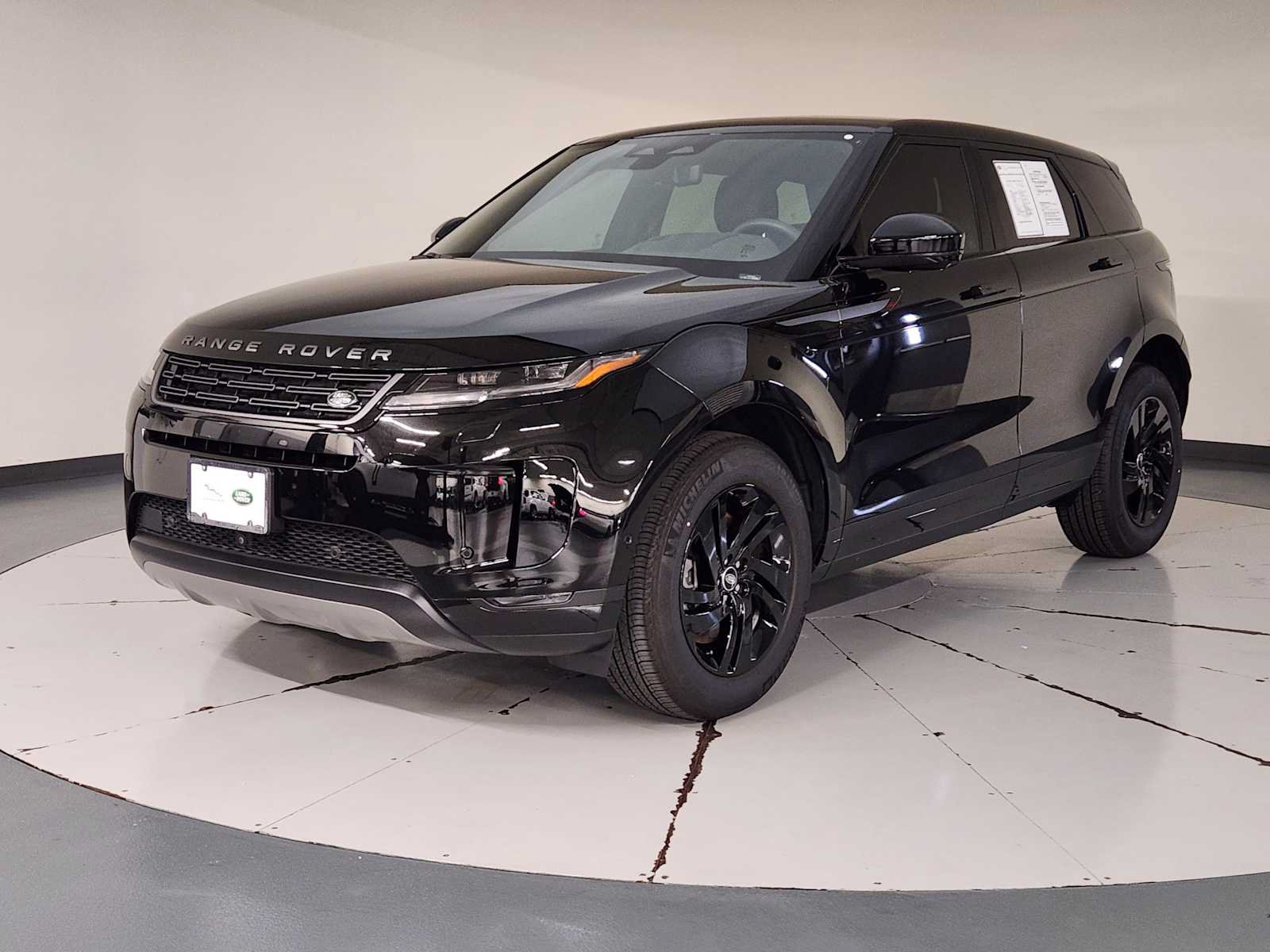 Used 2026 Land Rover Range Rover Evoque S AWD/4WD image 1