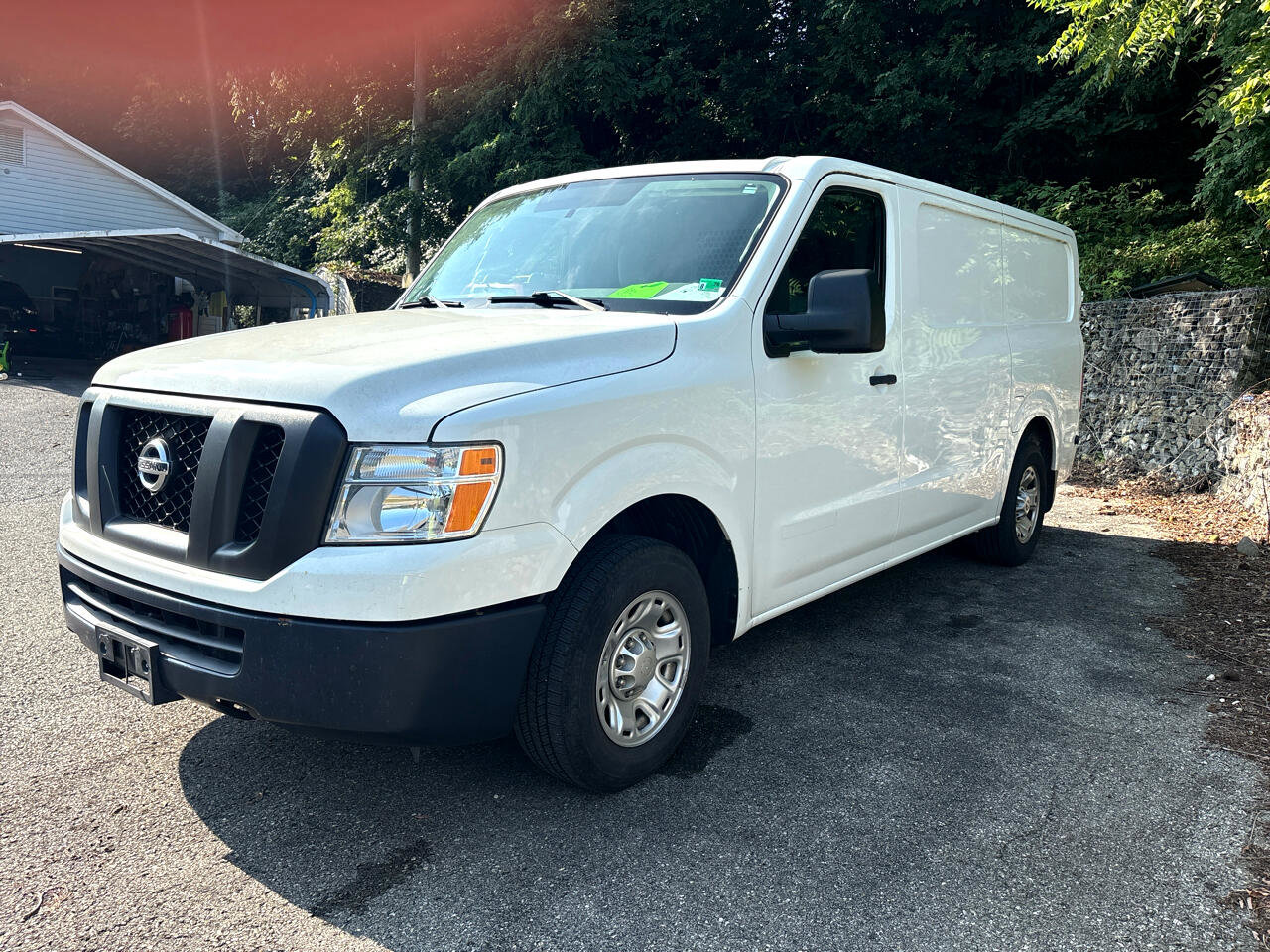 Used 2020 Nissan NV 2500 SV image 2