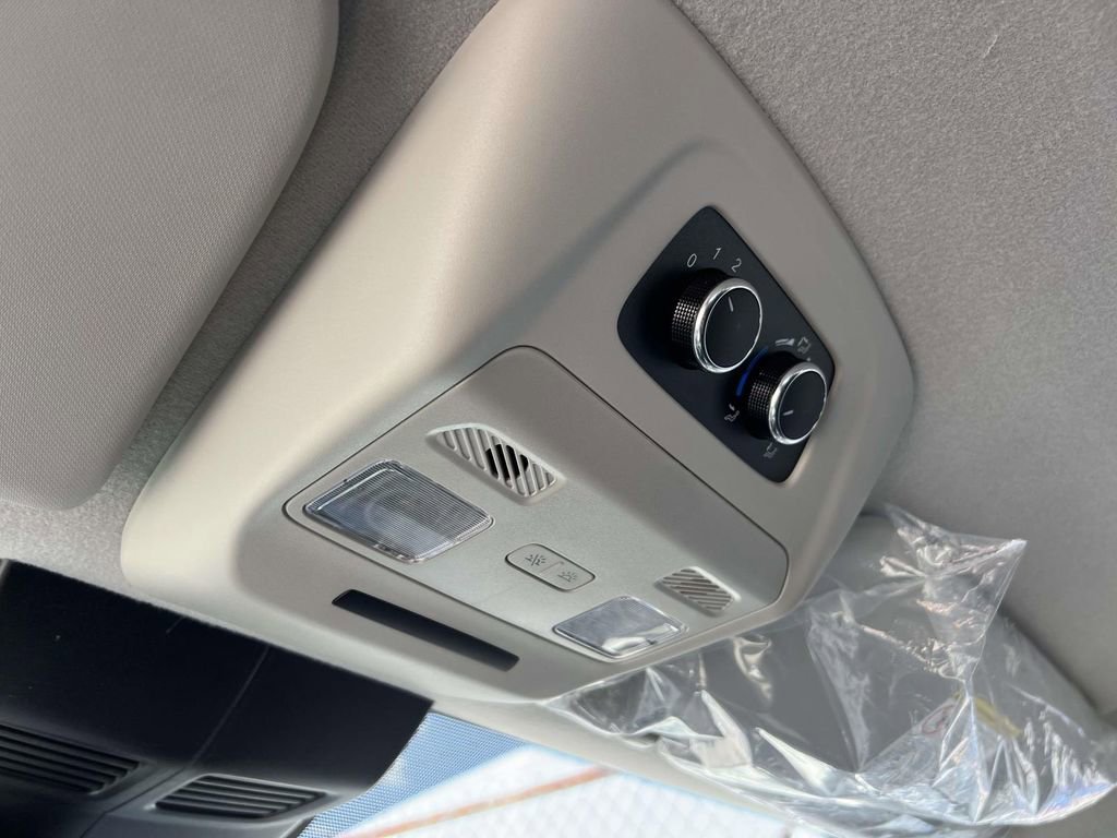 Used 2024 Ford Transit 350 XL RWD image 31