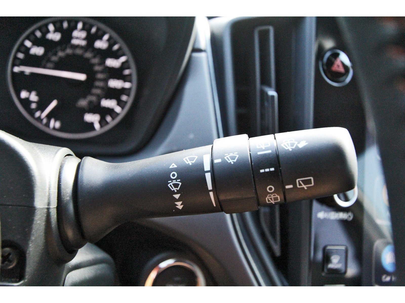 Certified 2025 Subaru Crosstrek 2.5i Limited w/ Crosstrek Mirror Package AWD/4WD image 18