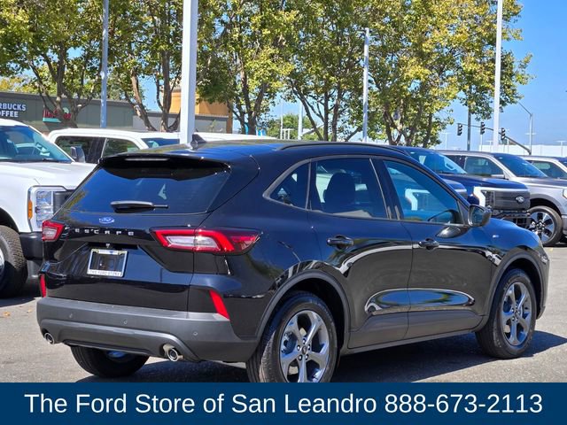 New 2025 Ford Escape ST-Line w/ Tech Pack #1 image 9