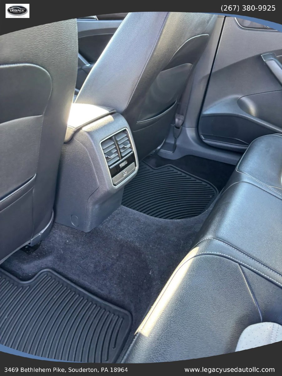 Used 2018 Volkswagen Passat GT FWD image 44