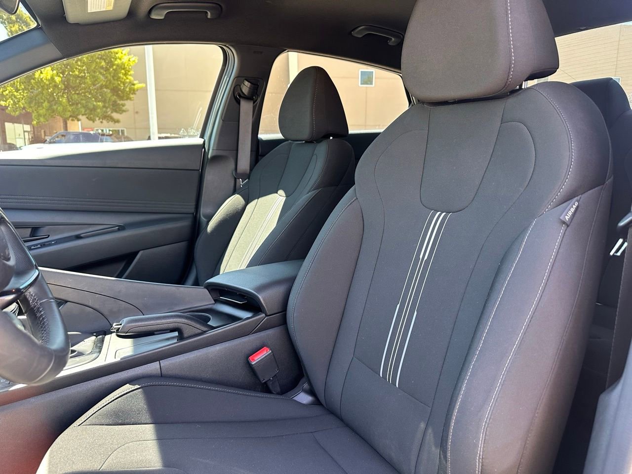 Used 2025 Hyundai Elantra Sport image 21