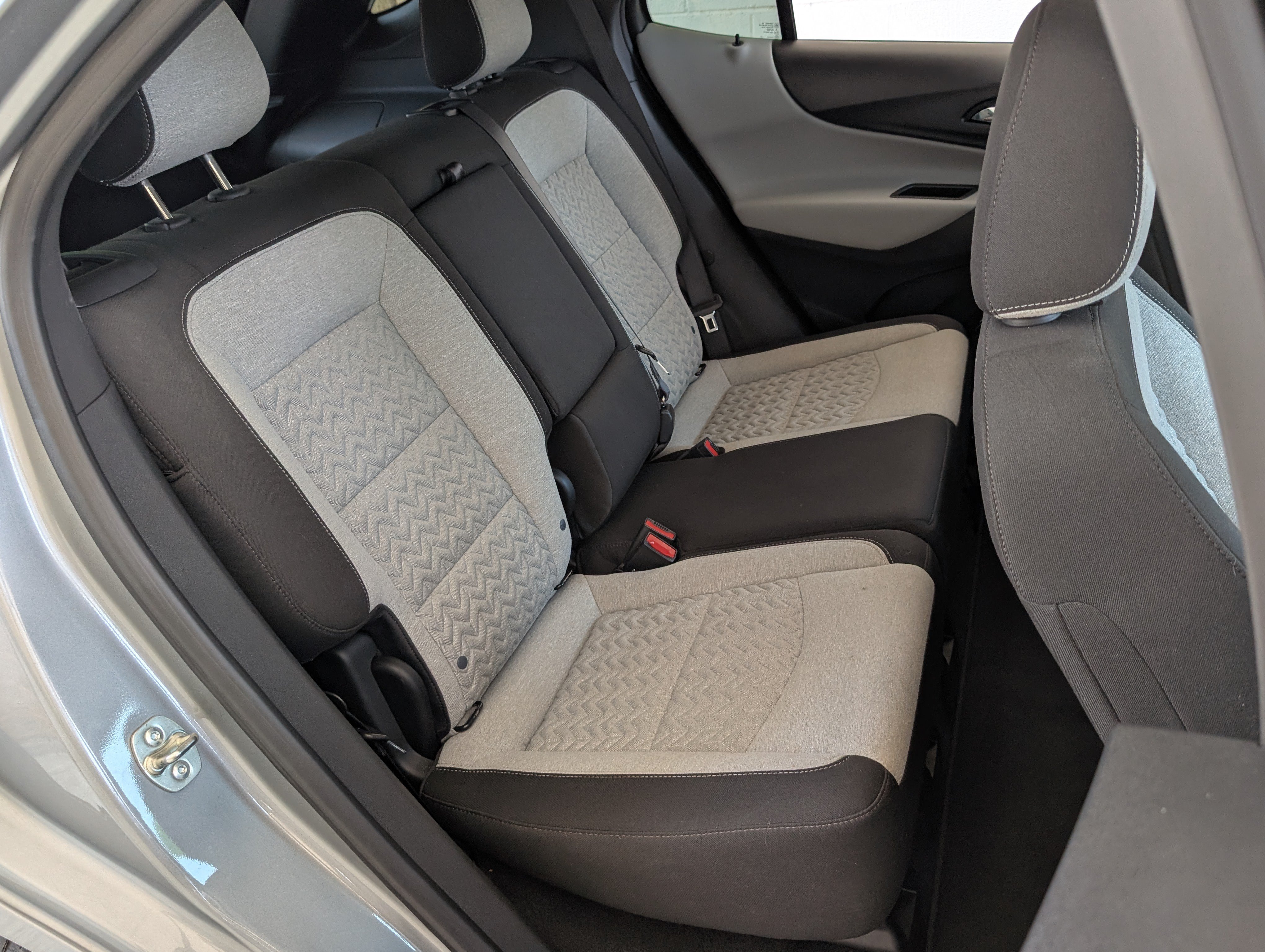 Used 2023 Chevrolet Equinox LT w/ Driver Convenience Package FWD image 20