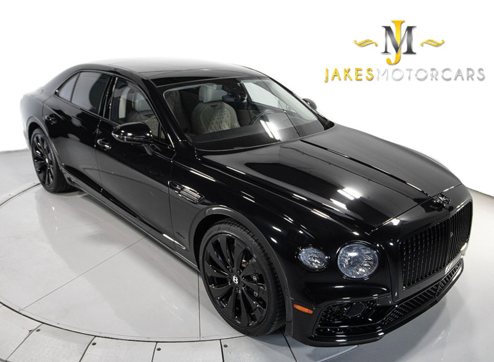 Used 2023 Bentley Flying Spur Azure image 15
