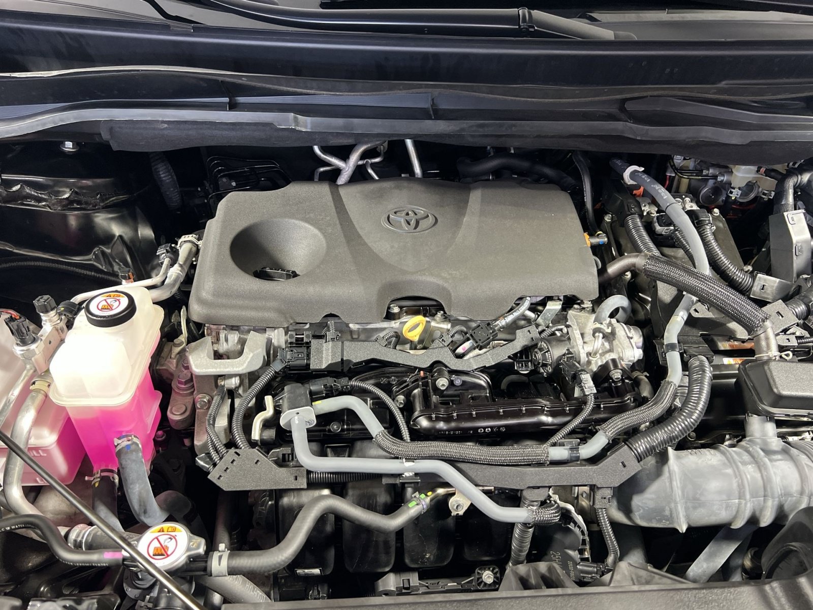 Used 2022 Toyota Sienna XLE FWD image 30