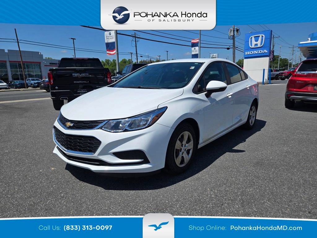 Used 2017 Chevrolet Cruze LS FWD image 1