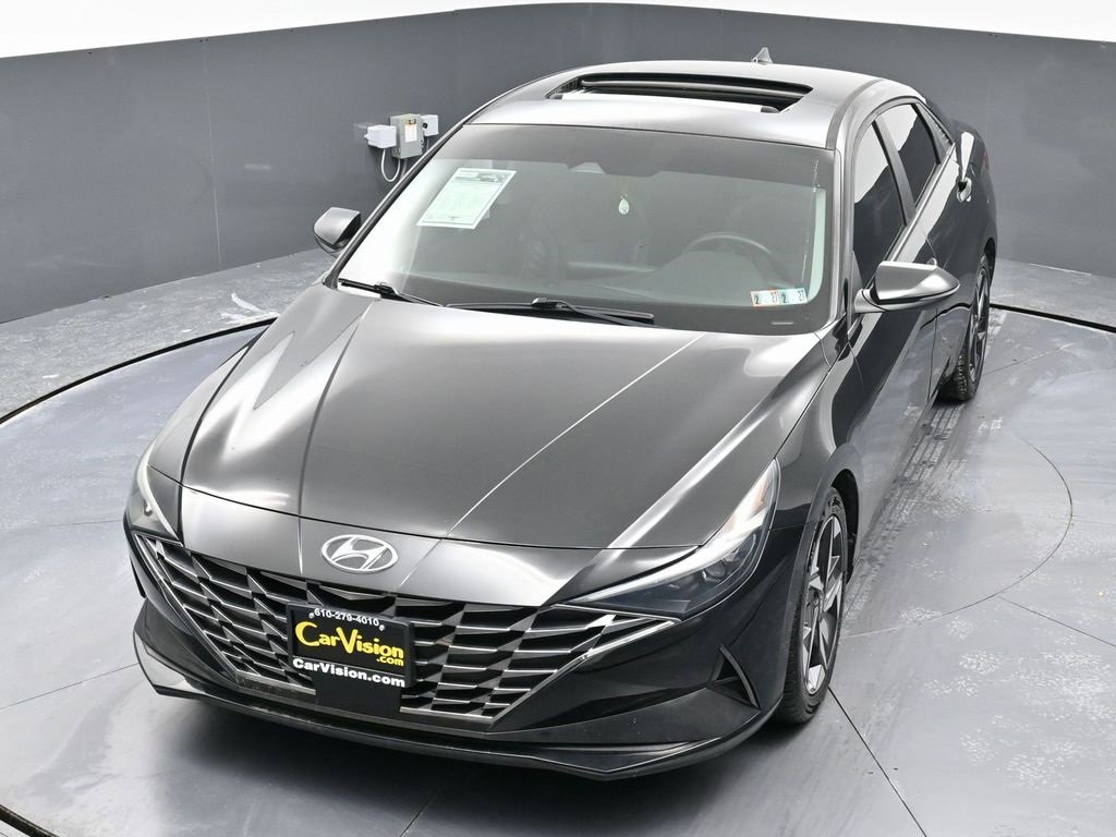 Used 2022 Hyundai Elantra Limited image 44