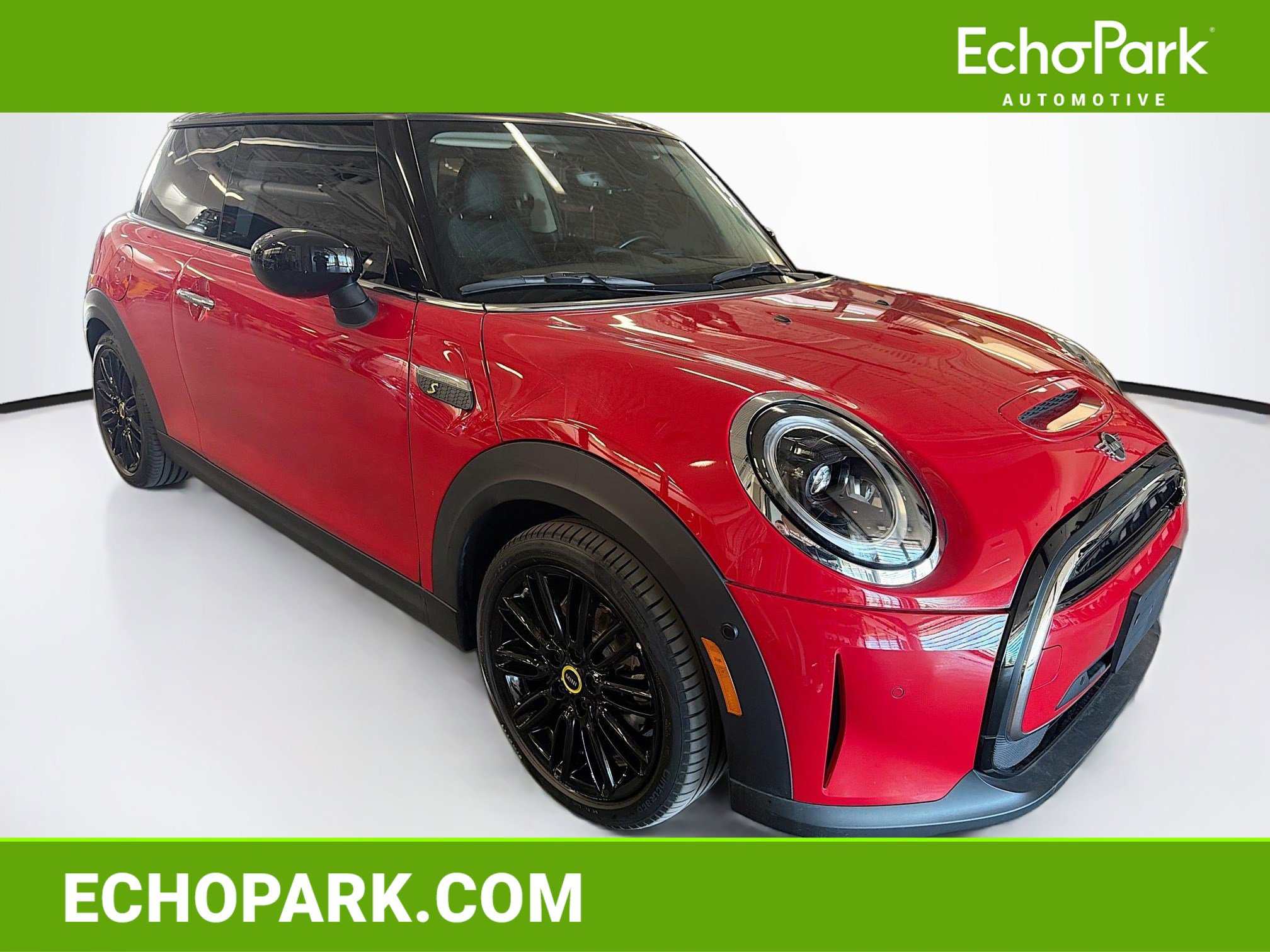 Used 2022 MINI Cooper SE w/ Driver Assistance Package FWD image 1