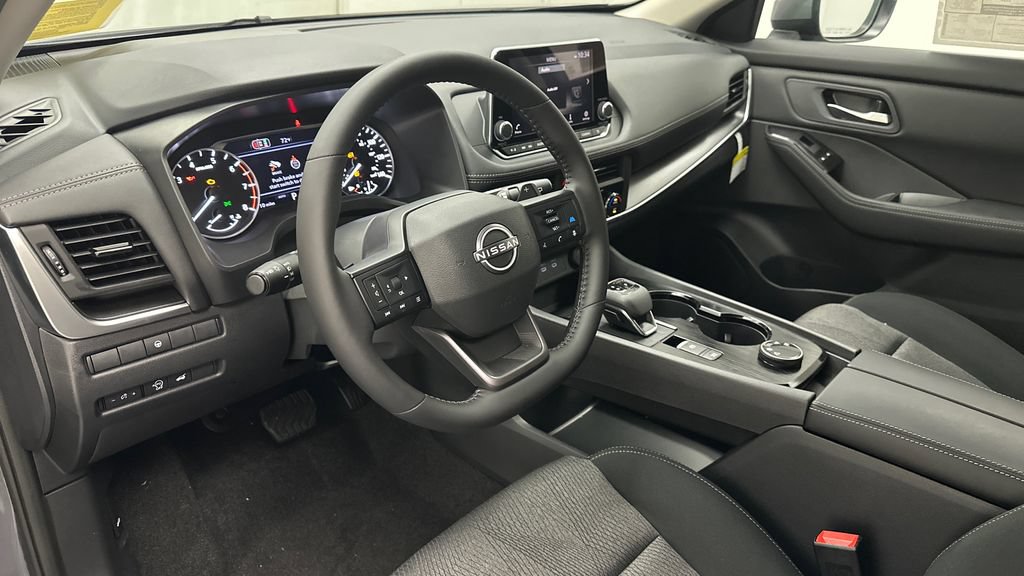 New 2026 Nissan Rogue SV w/ Cold Weather Package AWD/4WD image 17