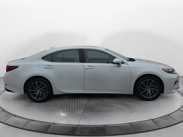 Used 2017 Lexus ES 350 image 6