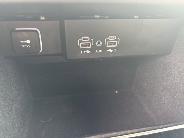 Used 2022 Jeep Wagoneer Series I w/ Premium Group I AWD/4WD image 37