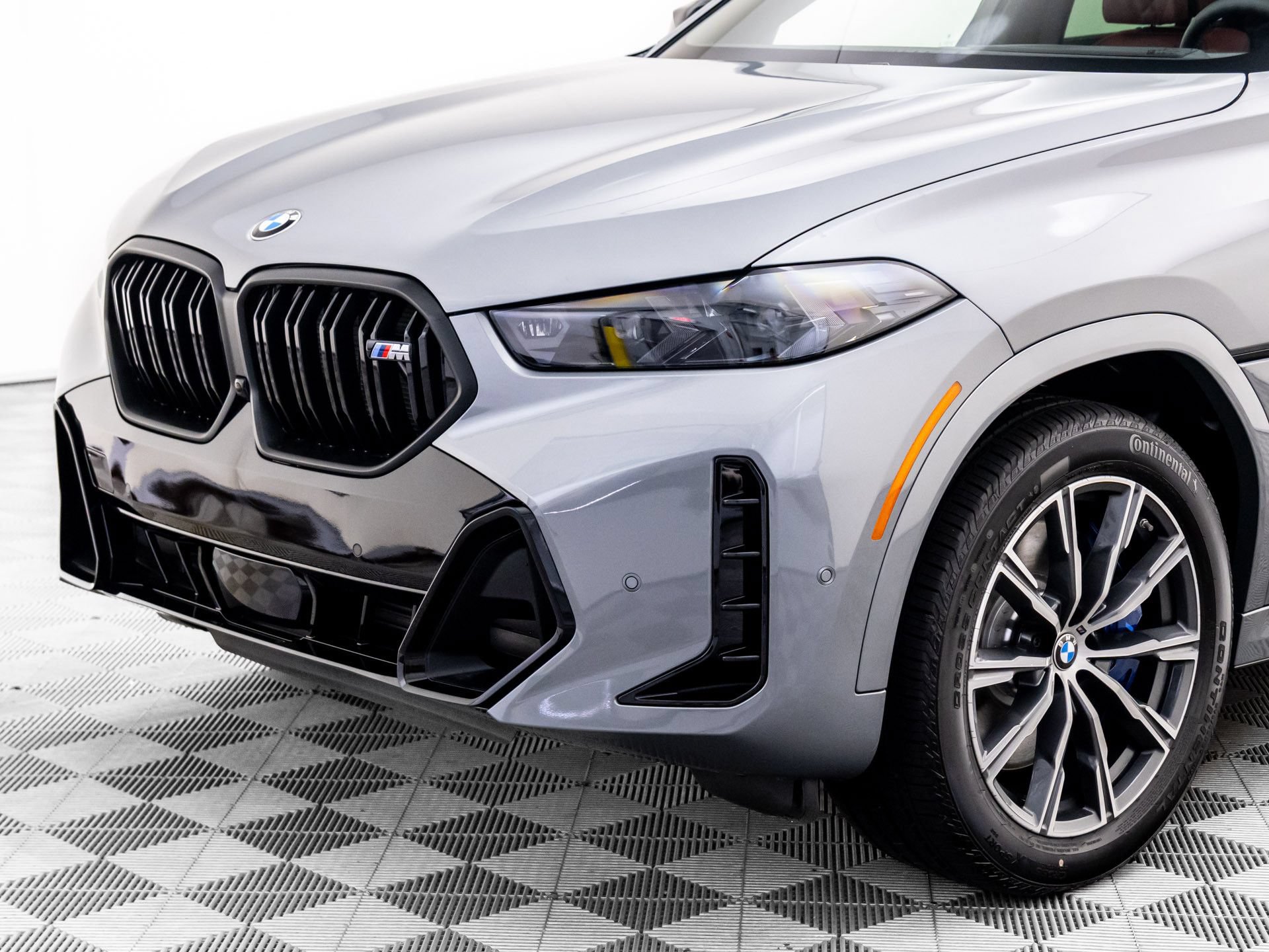 Used 2026 BMW X6 M60i AWD/4WD image 36