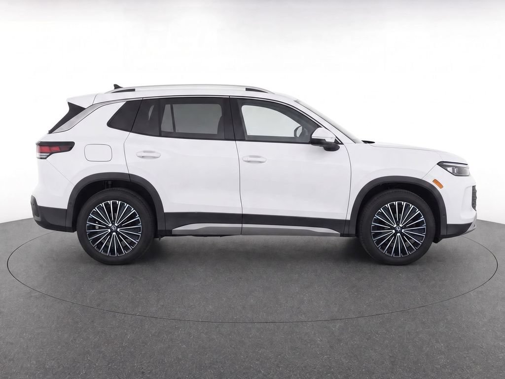 Certified 2025 Volkswagen Tiguan S w/ 18" Wheel Package AWD/4WD image 6