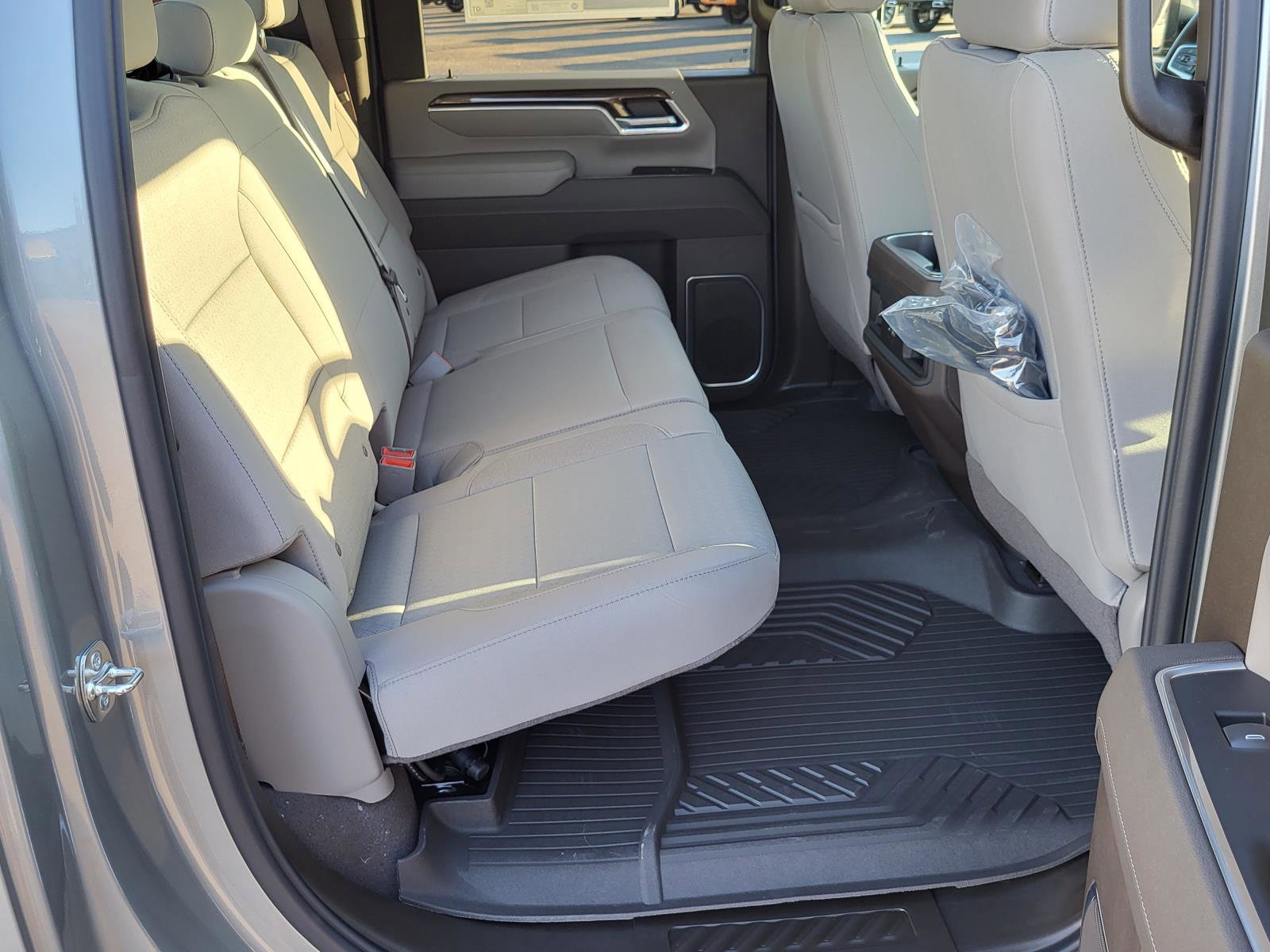 New 2026 Chevrolet Silverado 3500 LT w/ Convenience Package image 11