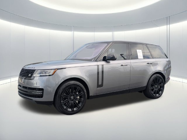 Used 2023 Land Rover Range Rover SE AWD/4WD image 2