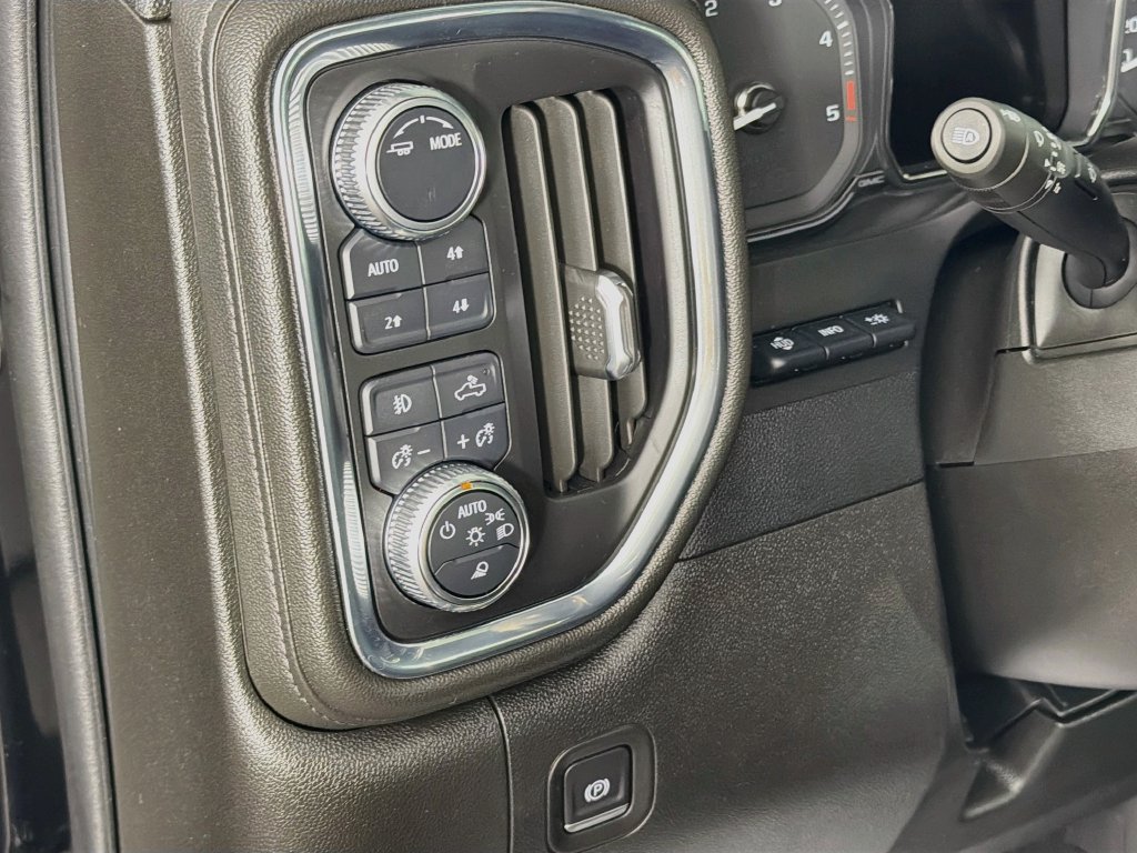 Used 2022 GMC Sierra 2500 Denali w/ Denali Ultimate Package AWD/4WD image 10