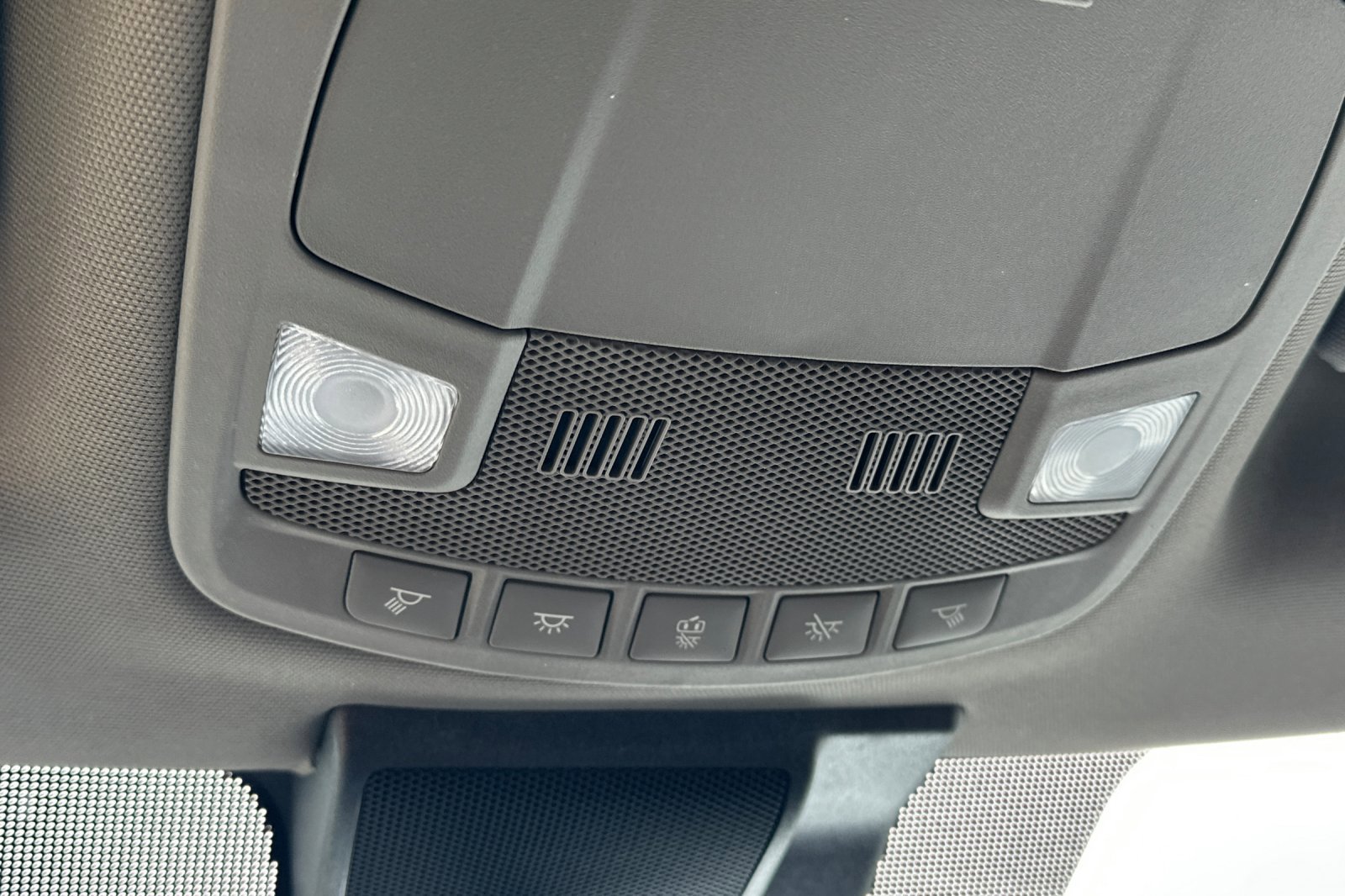 Used 2020 Ford F350 Lariat w/ Lariat Value Package image 27