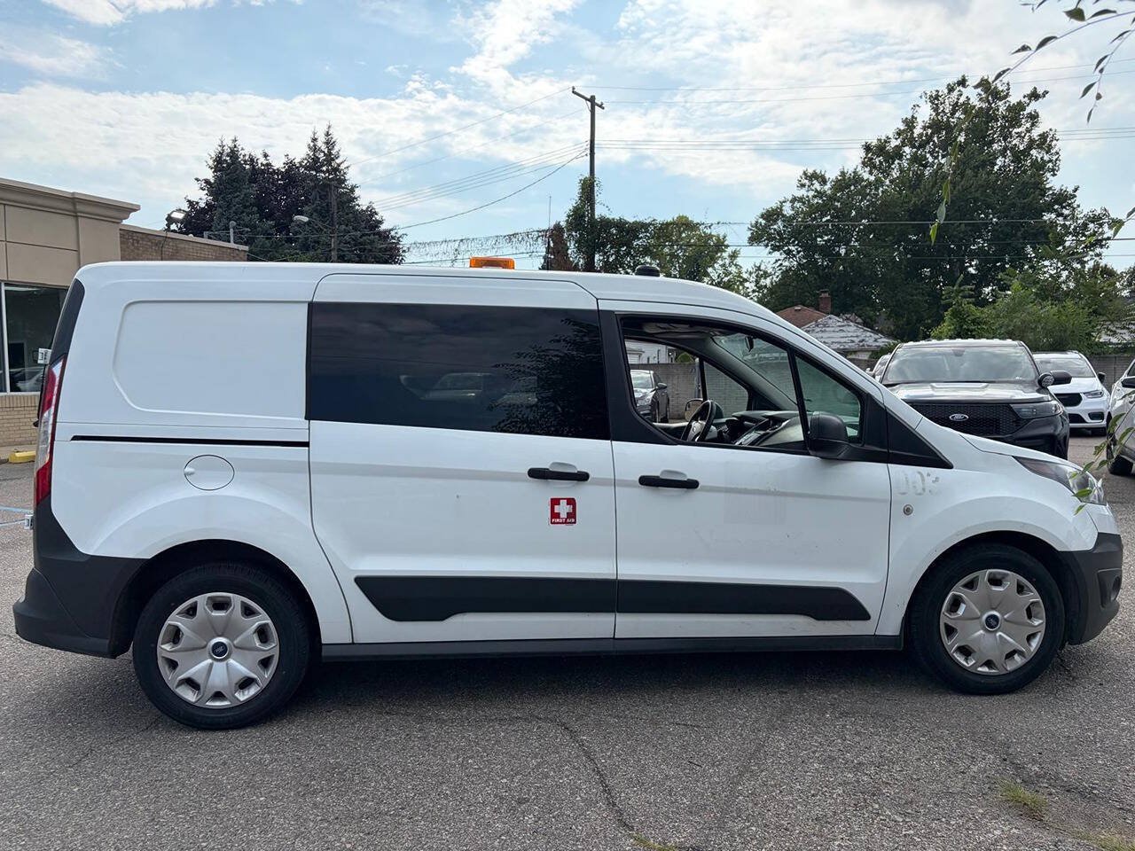 Used 2016 Ford Transit Connect XL FWD image 4