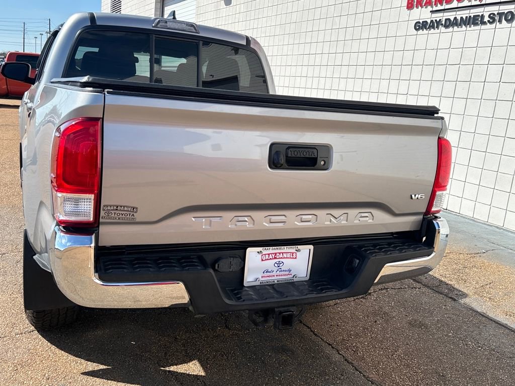 Used 2016 Toyota Tacoma SR5 w/ Towing Package image 26