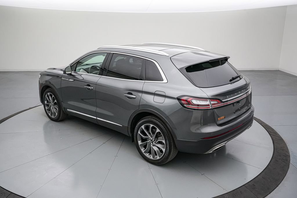 Used 2023 Lincoln Nautilus Reserve image 6