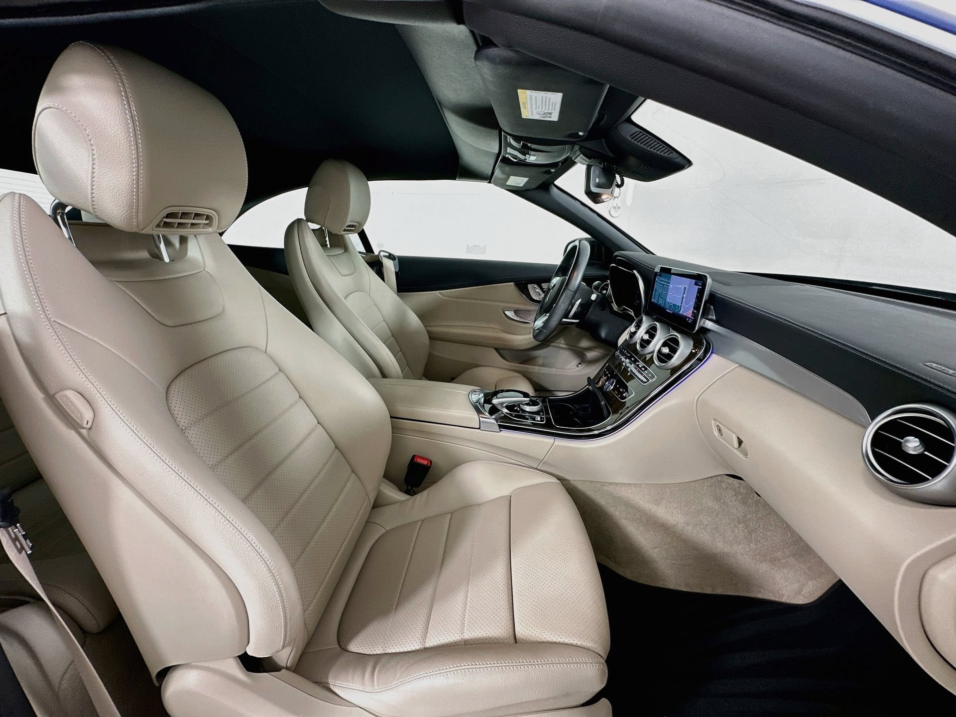 Used 2023 Mercedes-Benz C 300 Cabriolet image 29