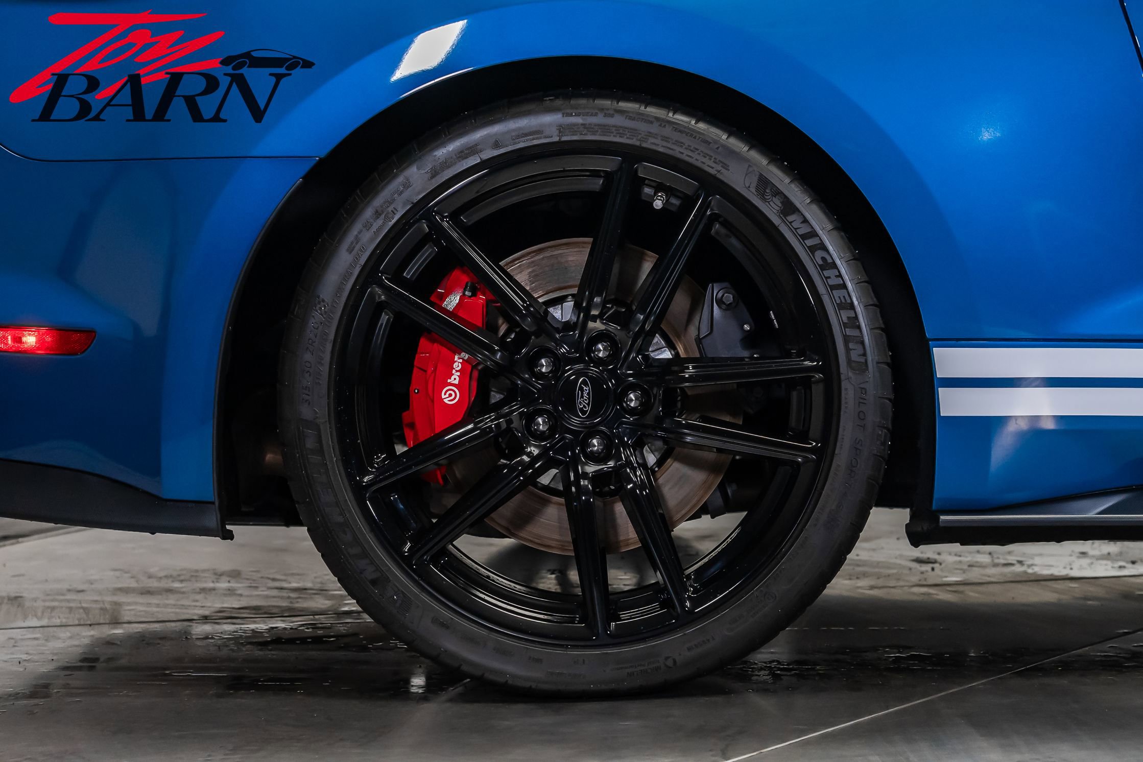 Used 2021 Ford Mustang Shelby GT500 w/ Technology Package image 16