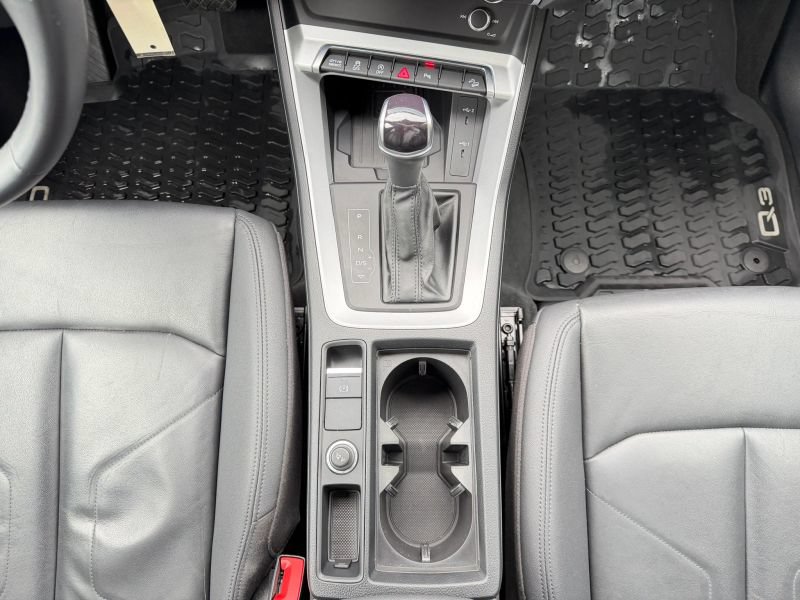 Used 2022 Audi Q3 2.0T Premium Plus w/ Premium Plus Package AWD/4WD image 24