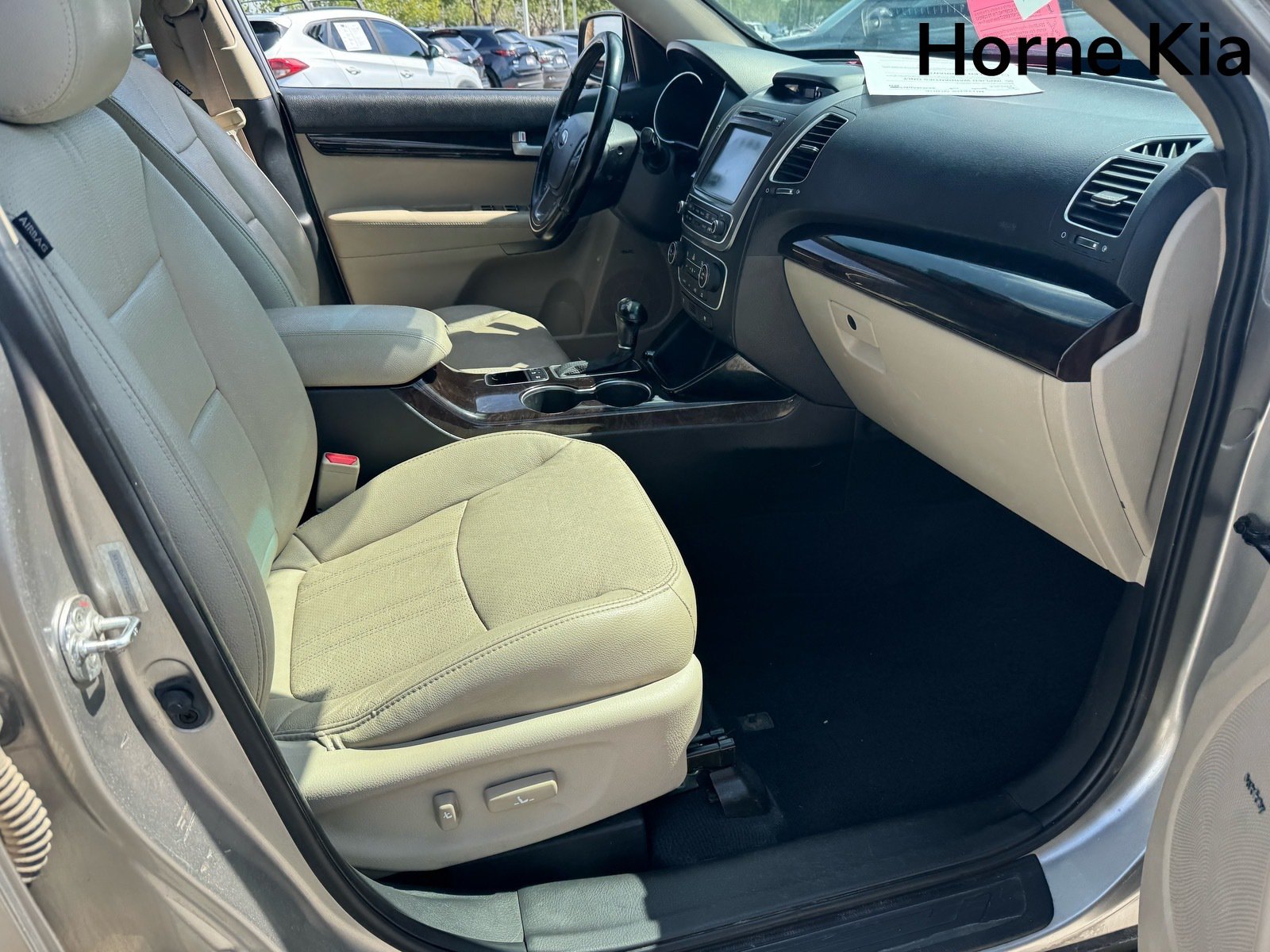 Used 2015 Kia Sorento EX w/ EX V6 Touring Package AWD/4WD image 29
