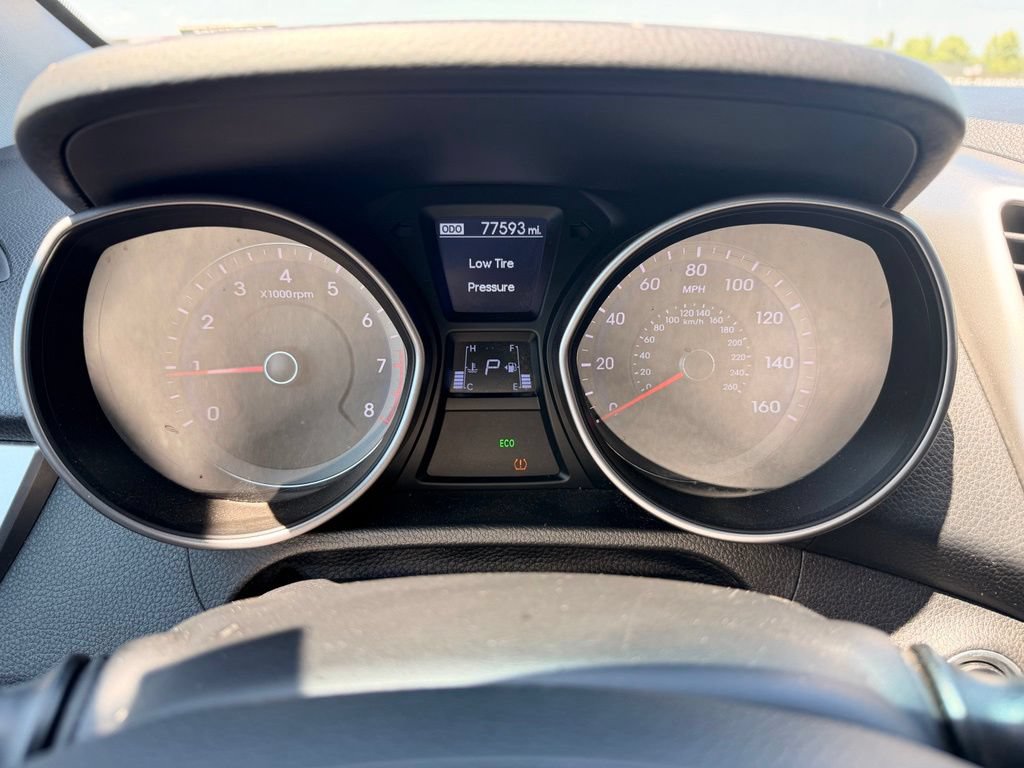 Used 2015 Hyundai Elantra GT w/ Option Group 03 FWD image 9