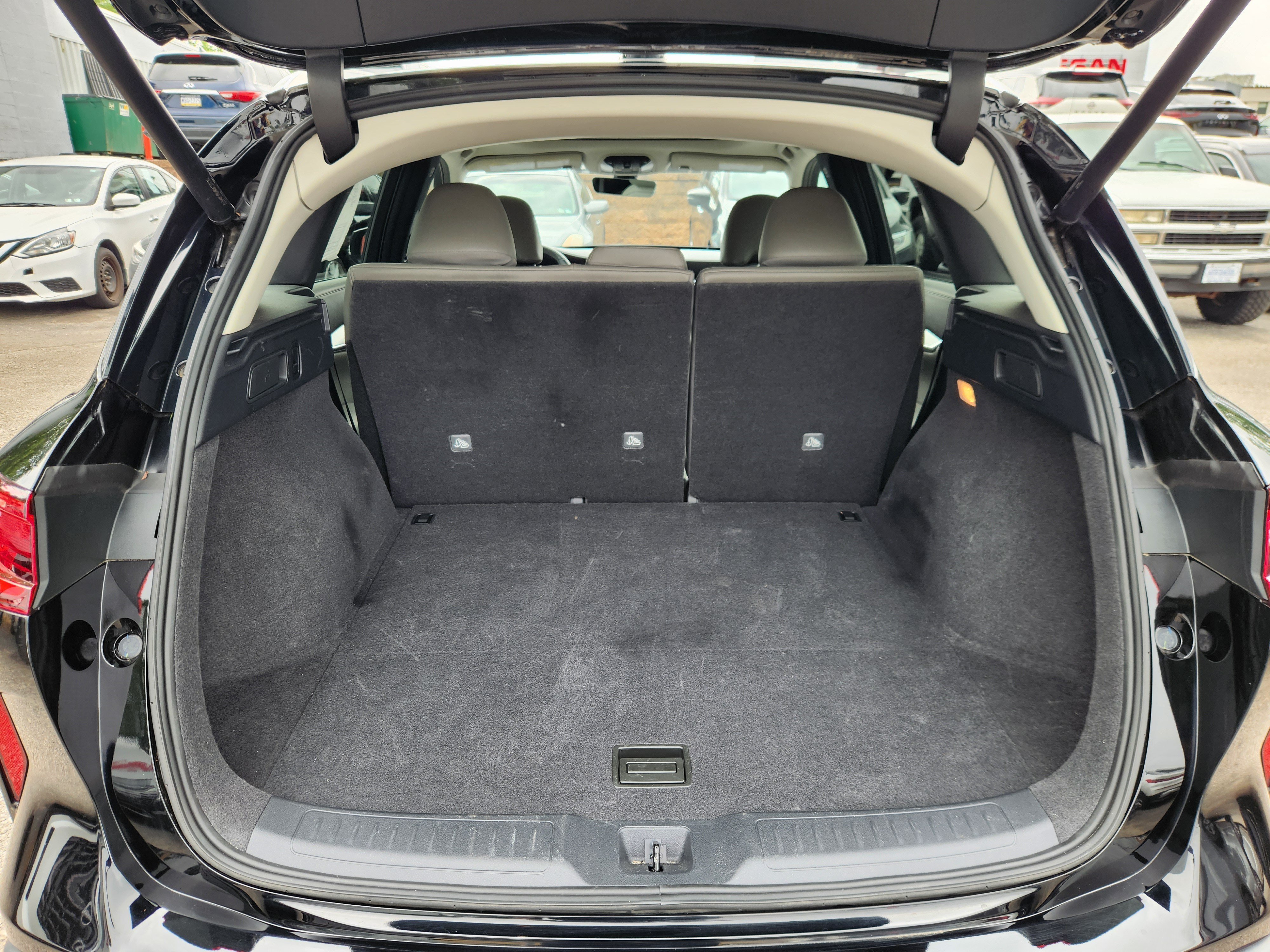 Used 2023 INFINITI QX50 Luxe AWD/4WD image 19