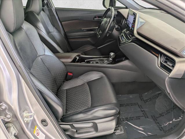 Used 2019 Toyota C-HR Limited FWD image 21