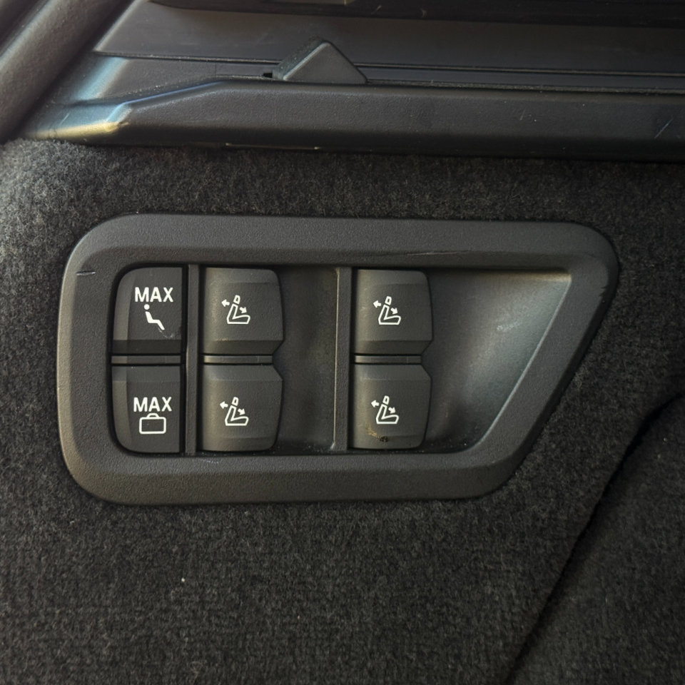 Used 2019 BMW X7 xDrive40i w/ Premium Package image 33