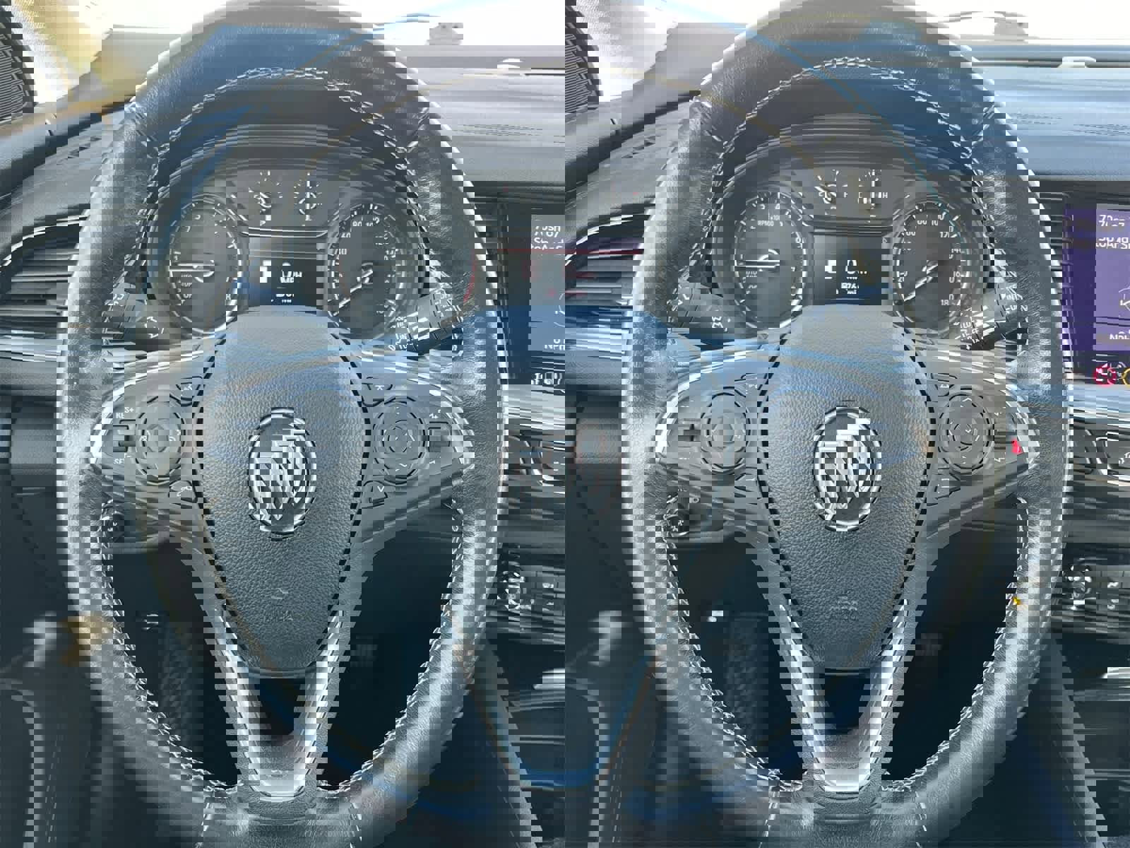 Used 2018 Buick Regal Preferred w/ Sights and Sounds Package image 22