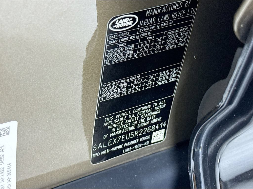 Used 2024 Land Rover Defender 110 X AWD/4WD image 35