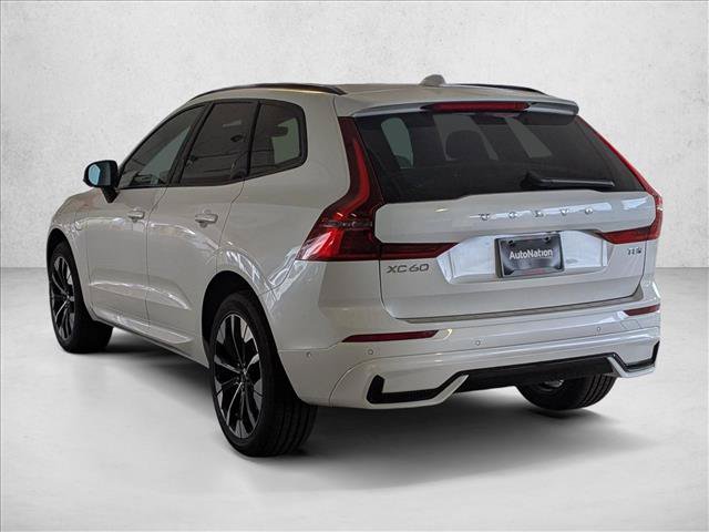 New 2026 Volvo XC60 T8 Plus w/ Climate Package PRO AWD/4WD image 8