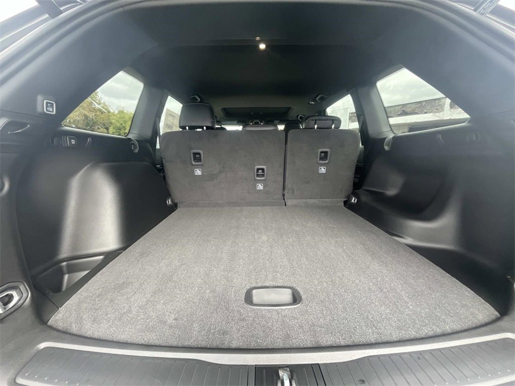 New 2025 Jeep Grand Cherokee Altitude image 12