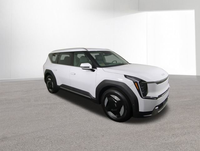 New 2026 Kia EV9 Wind image 12