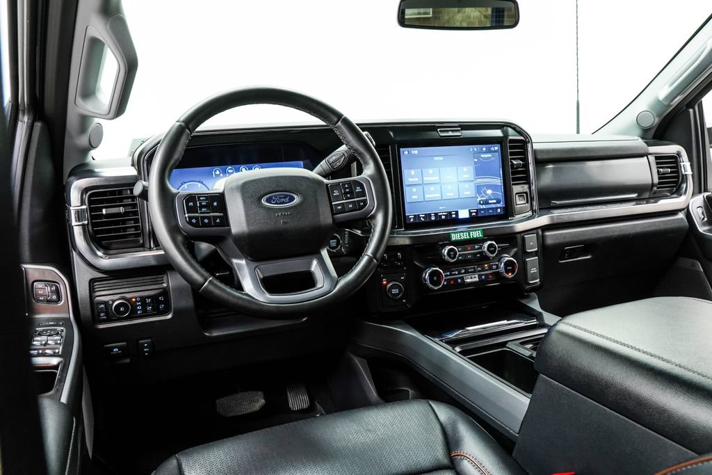 Used 2026 Ford F250 Lariat AWD/4WD image 5