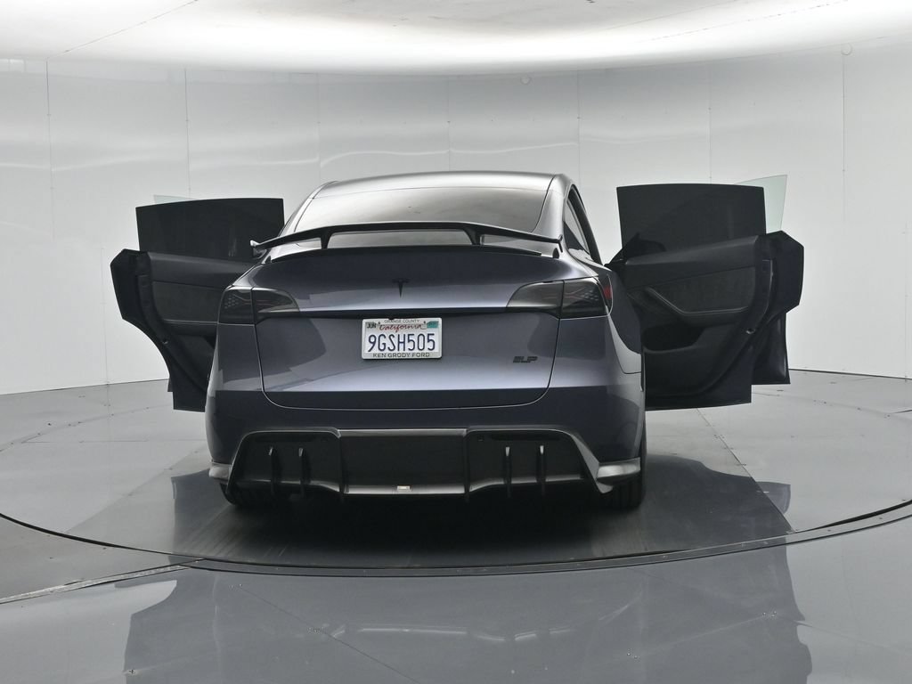 Used 2023 Tesla Model Y Long Range AWD/4WD image 33