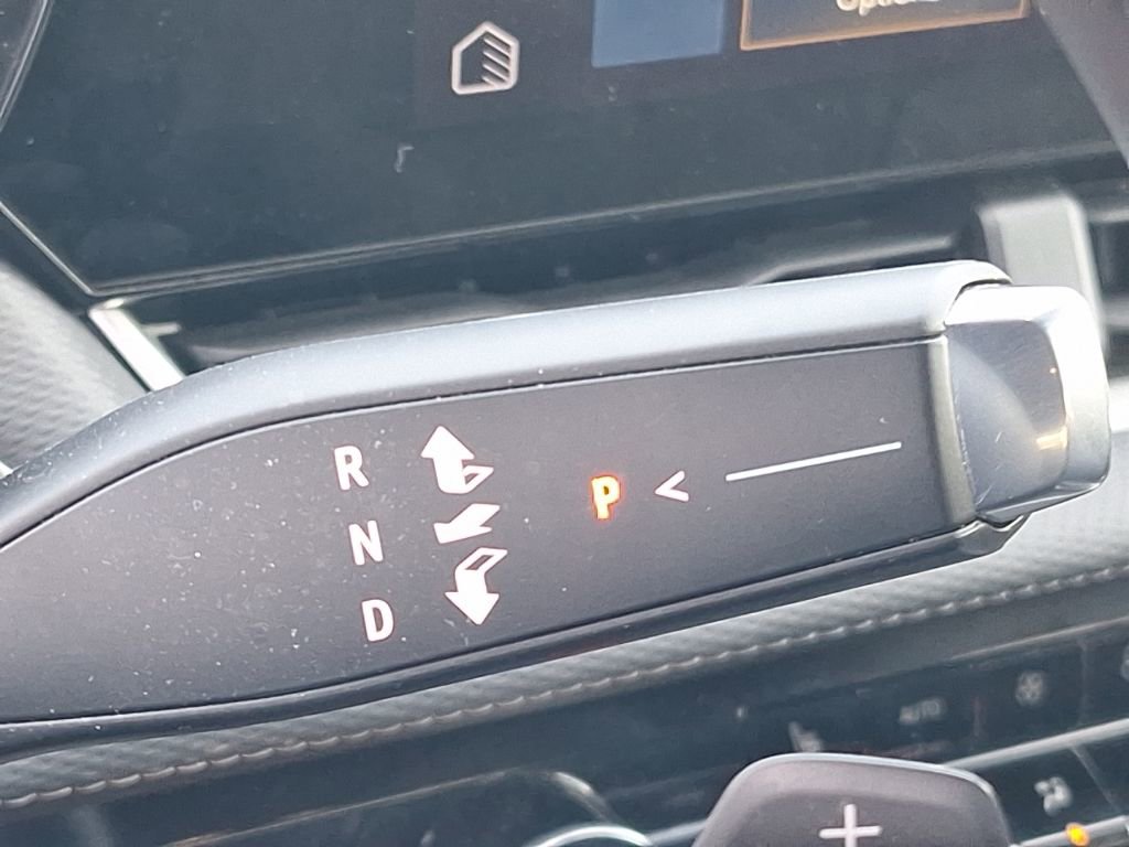 Certified 2025 Chevrolet Equinox LT w/ Convenience Package II image 28