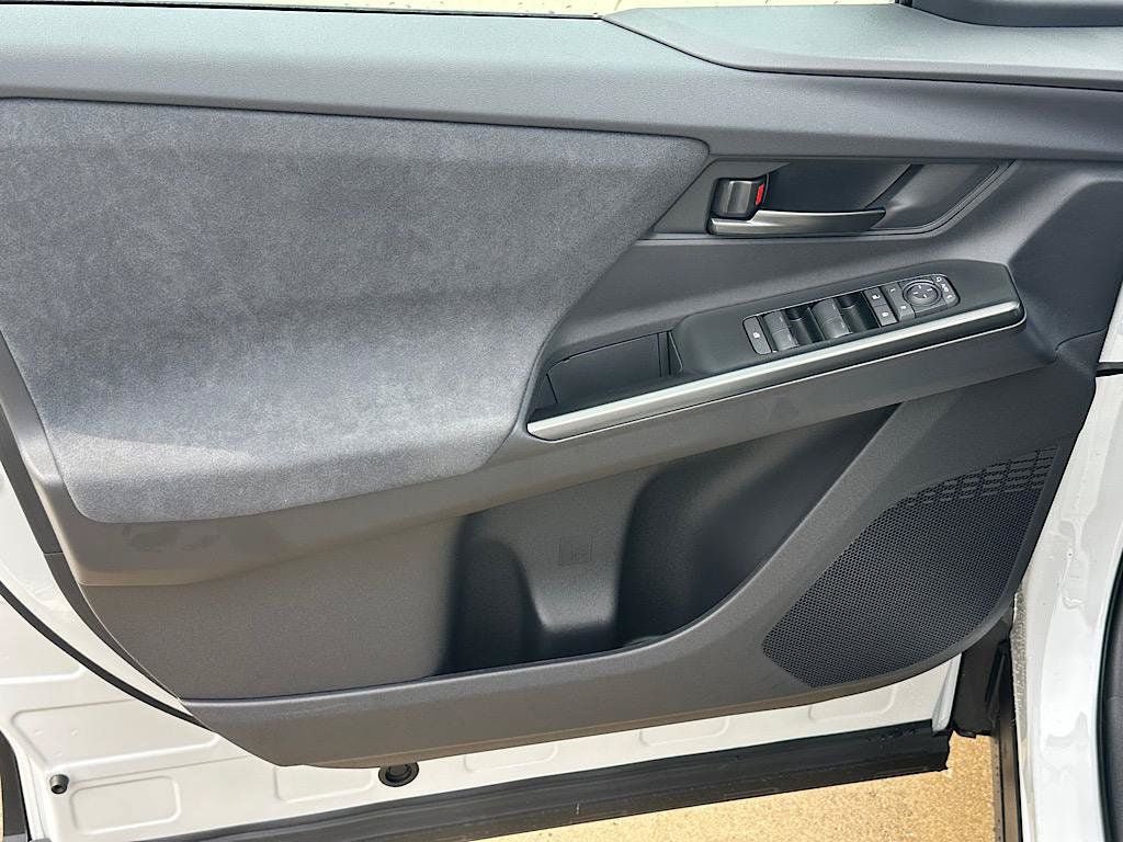 New 2026 Toyota C-HR AWD/4WD image 9