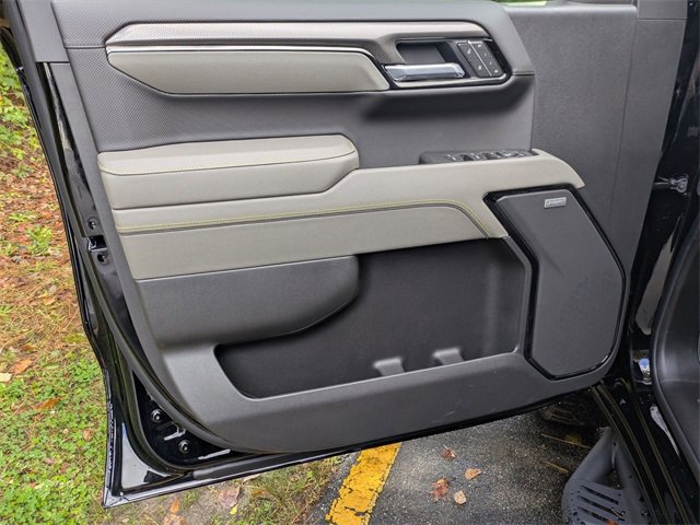 New 2026 Chevrolet Silverado 1500 ZR2 w/ Dark Appearance Package image 8