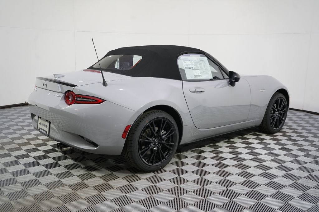 New 2026 MAZDA MX-5 Miata Club w/ Interior Package RWD image 7