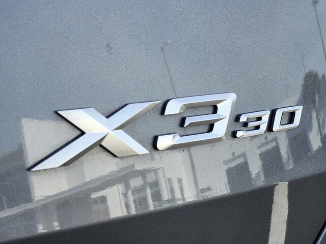 Certified 2025 BMW X3 xDrive30i w/ Premium Package image 21