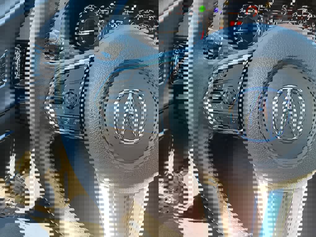 Used 2025 Acura RDX SH-AWD image 20