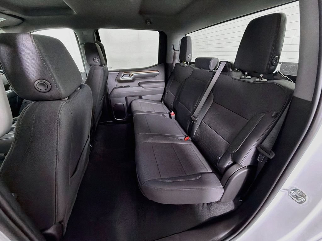 Used 2026 Chevrolet Silverado 1500 LT AWD/4WD image 24