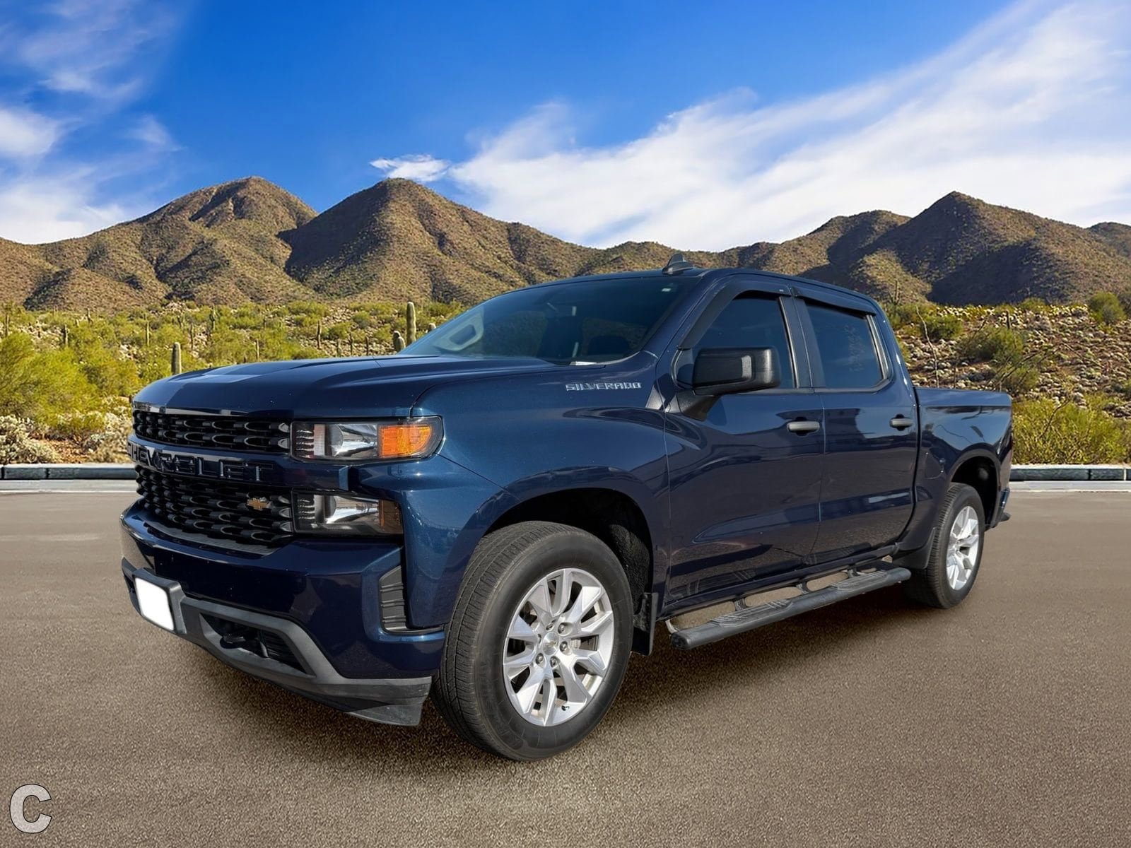 Used 2020 Chevrolet Silverado 1500 Custom w/ Infotainment Package RWD image 2