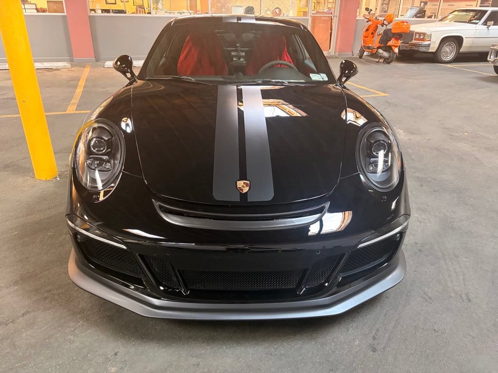 Used 2016 Porsche 911 Carrera GTS RWD image 5